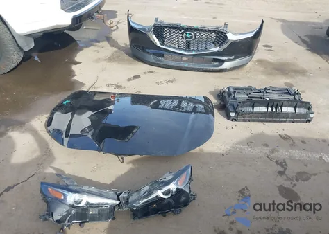 2023 Mazda Cx-30 2.5 S Preferred z USA, uszkodzony, nr VIN 3MVDMBCM3PM568880